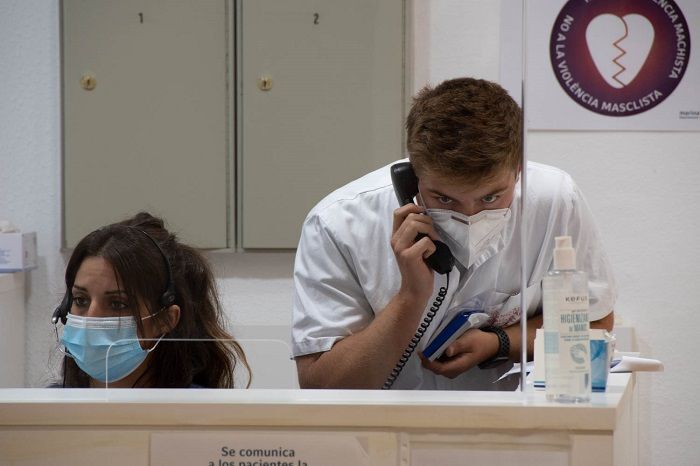 La atención primaria continuará siendo telefónica en los centros de salud de La Marina