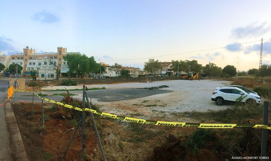 Comienzan las obras de acondicionamiento del aparcamiento de Aduanas del Mar