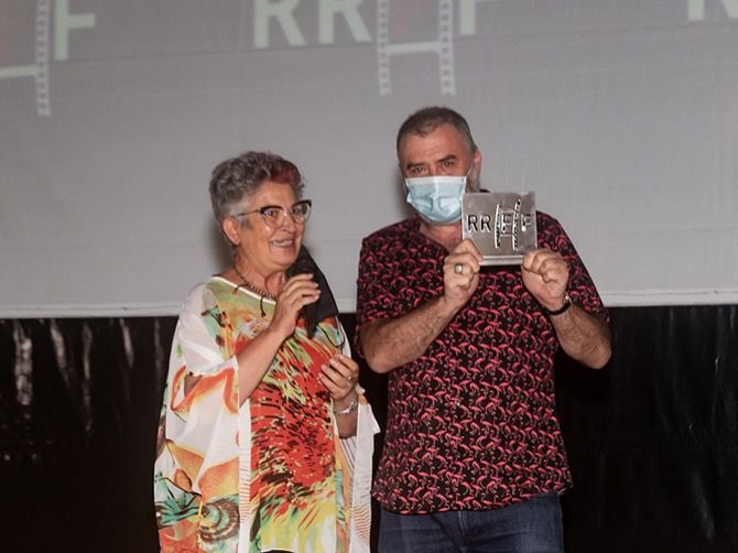Max Lemke se alza con el premio a la mejor dirección del Riurau Film Festival de este año
