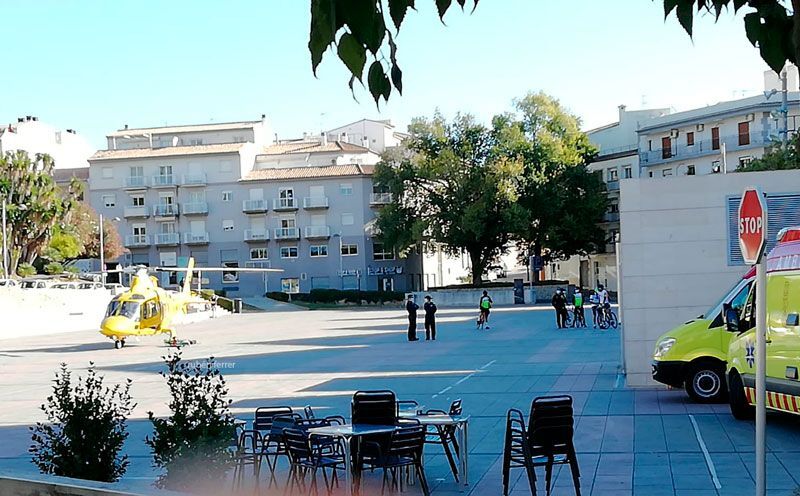 Un ciclista evacuado en helicóptero desde Xàbia al sufrir un infarto