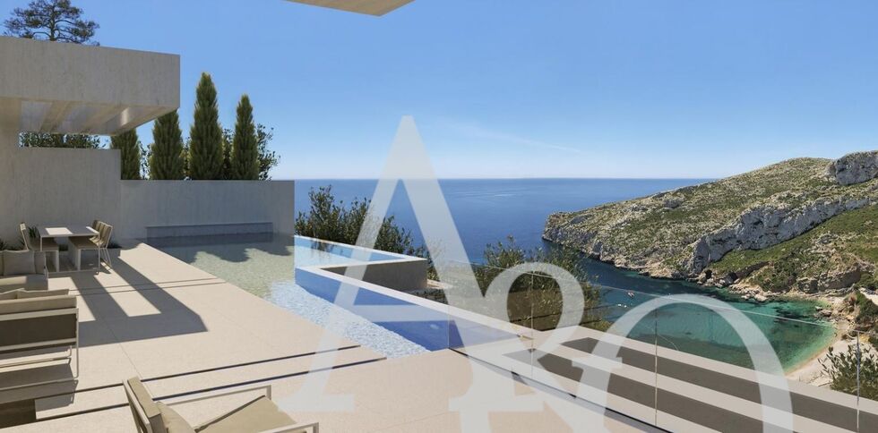 Levántate con vistas a la Granadella con esta vivienda en venta en Andrea y Olaf Inmobiliaria