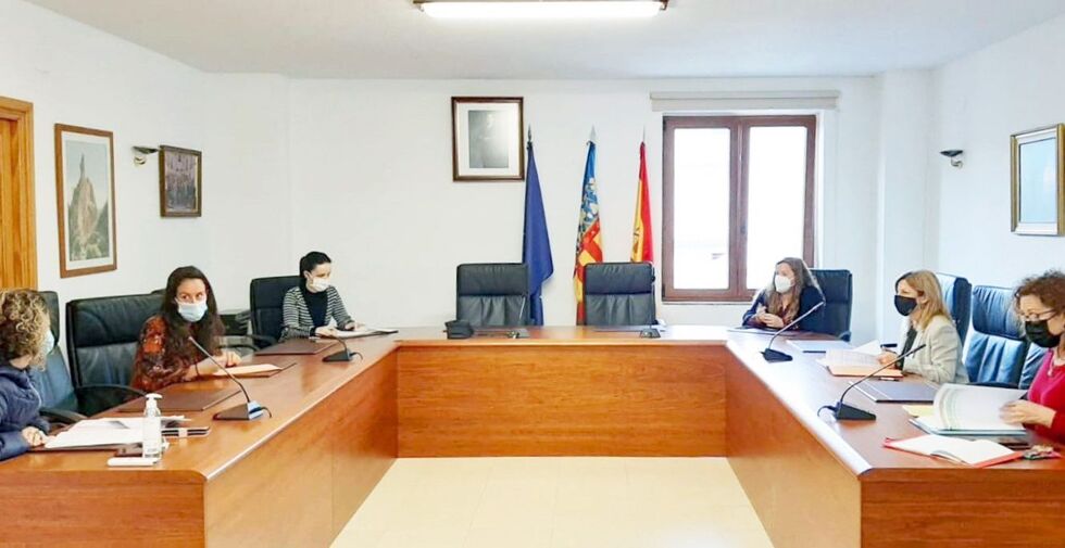 Benitatxell se dispone a resolver las ayudas económicas a autónomos y pequeñas empresas locales
