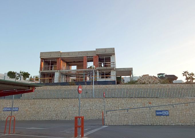 Octubre deja un nuevo aumento del paro en Xàbia con casi 400 personas más respecto a hace un año