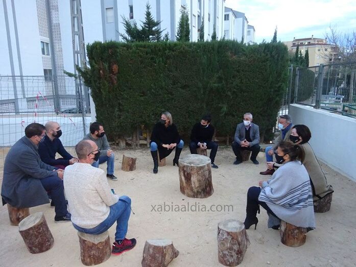 El conseller de Educación conoce de primera mano el proyecto educativo del colegio Port de Xàbia