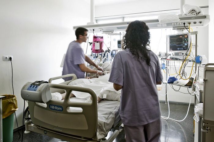El hospital de Dénia formará a su personal de enfermería en cuidados intensivos