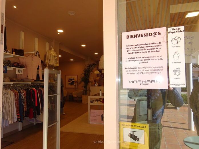 Teulada lanza 10.000 bonos de consumo para inyectar 500.000 euros en los comercios locales