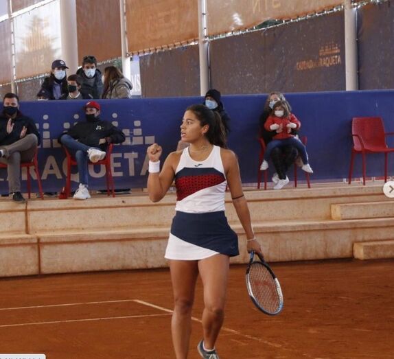 Jessica Bouzas consigue su primer título en categoría profesional