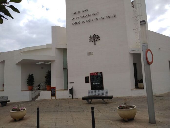 El Ayuntamiento de Calp inicia una encuesta para conocer la percepción que los vecinos tienen de los servicios que presta