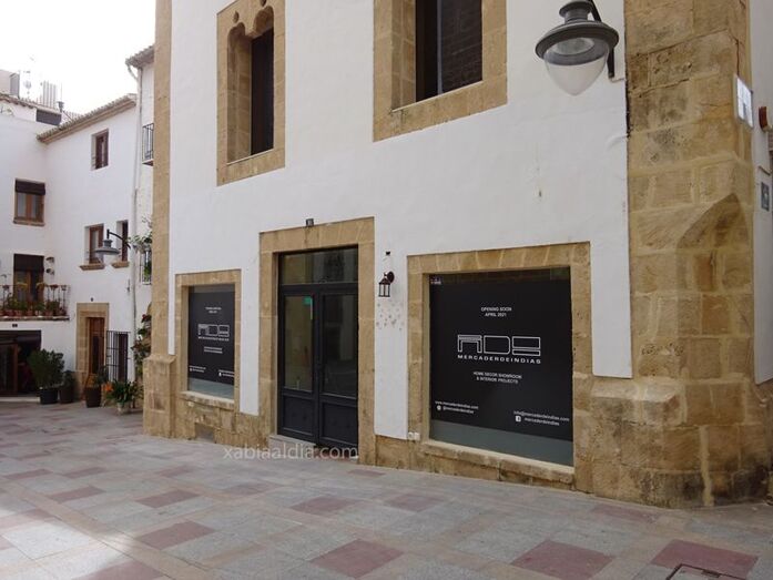Mercader de Indias, un estudio de interiorismo-tienda de decoración que llega a la plaza de la Iglesia de Xàbia