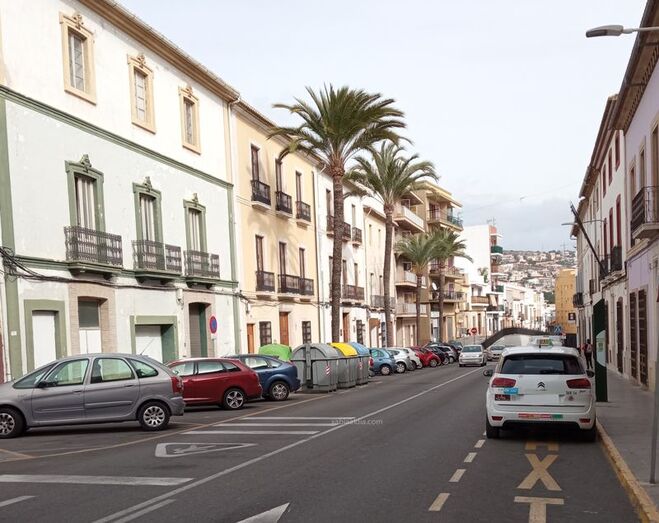 Nuevas ayudas del Consell al sector del taxi: 3.000 euros por autorización