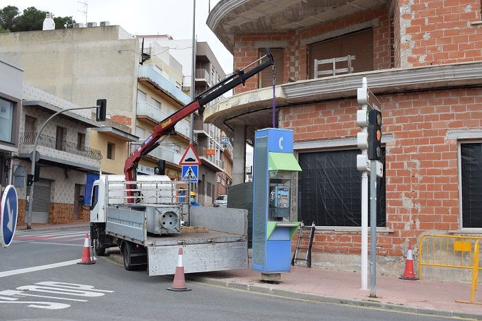 Retiran las últimas cabinas telefónicas que quedaban en Benitatxell