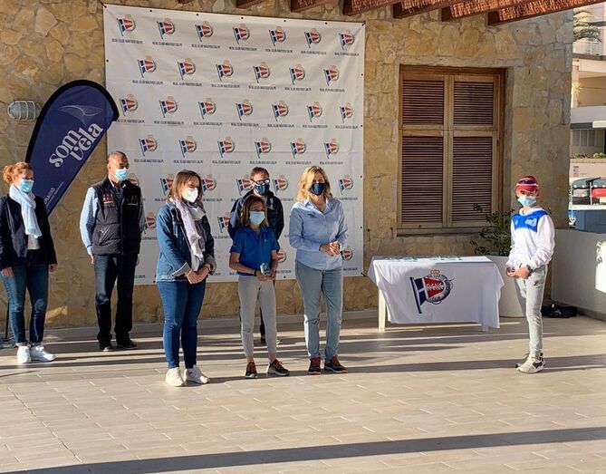 Lucy Crosbie y Begoña Pérez Manglano representarán al Club Náutico de Jávea en el Campeonato de España de Optimist