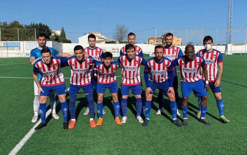 El CD Jávea mereció más en su visita al Tavernes