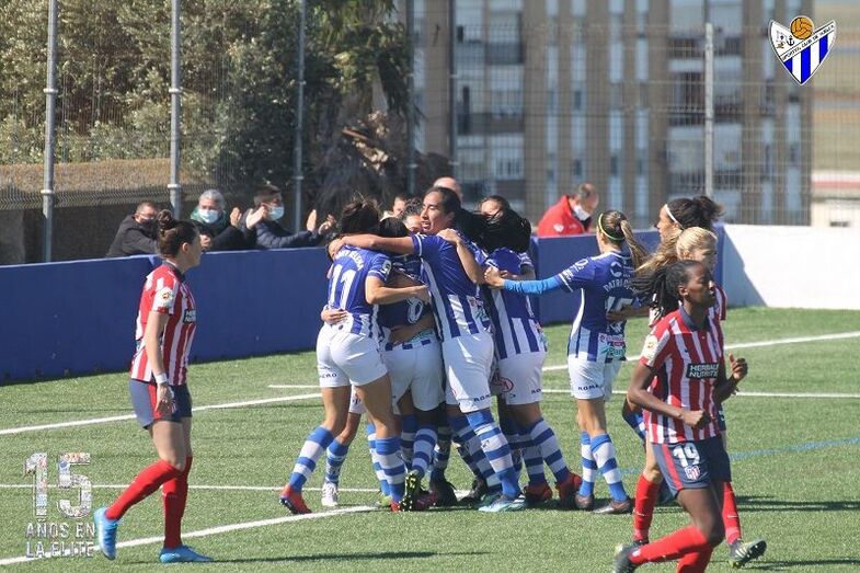 Un gol de la xabiera Sandra Castelló da la victoria al Sporting Huelva