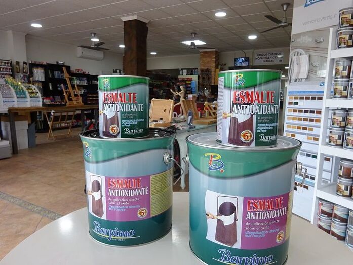 Decorxabia tiene el producto para eliminar el óxido de balcones y rejas
