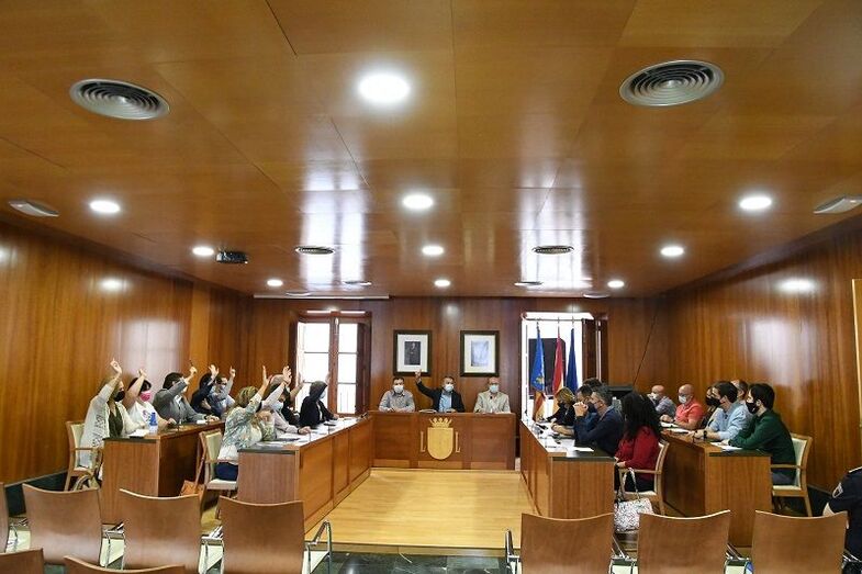 La oposición lamenta la falta de participación en el contrato de la recogida de la basura