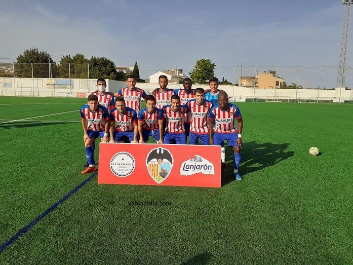 El CD Jávea se impone al Benidorm en un gran partido