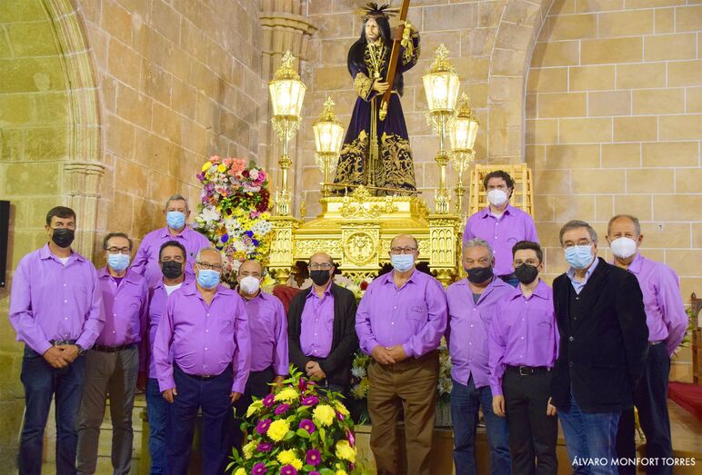 Xàbia ofrenda de forma simbólica a Jesús Nazareno