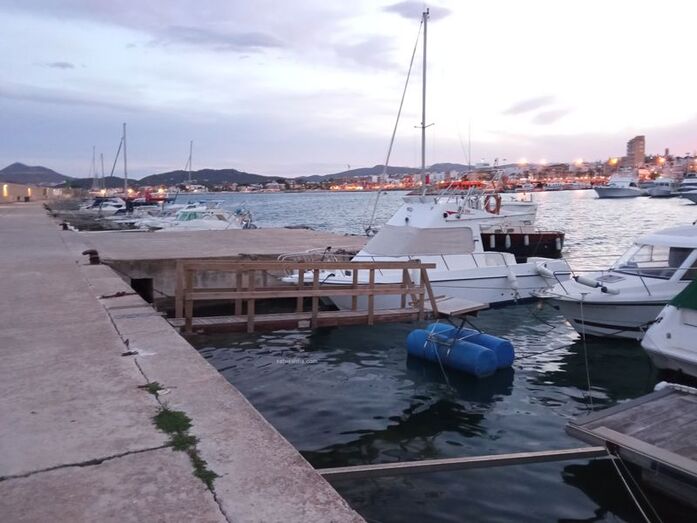 Puertos acomete una 