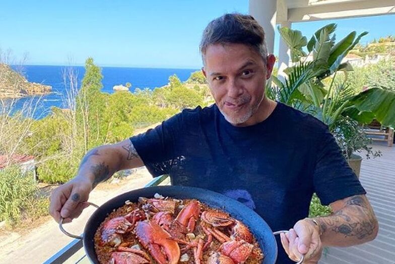 Alejandro Sanz presume de la gastronomía local y de Xàbia en sus redes sociales