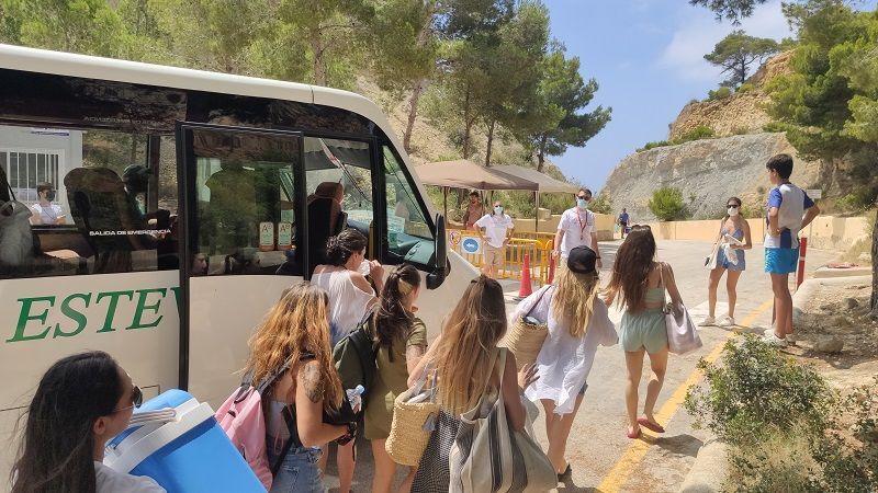 Benitatxell recibe una subvención de 252.685€ de los fondos europeos FEDER para regular el acceso de vehículos en la cala del Moraig