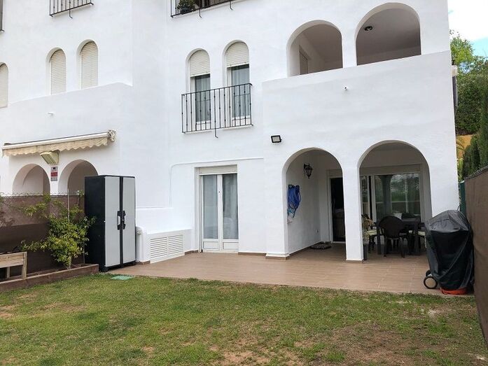 Descubre este amplio bajo duplex junto a la playa del Arenal de Xàbia  con Javea Houses Inmobiliaria