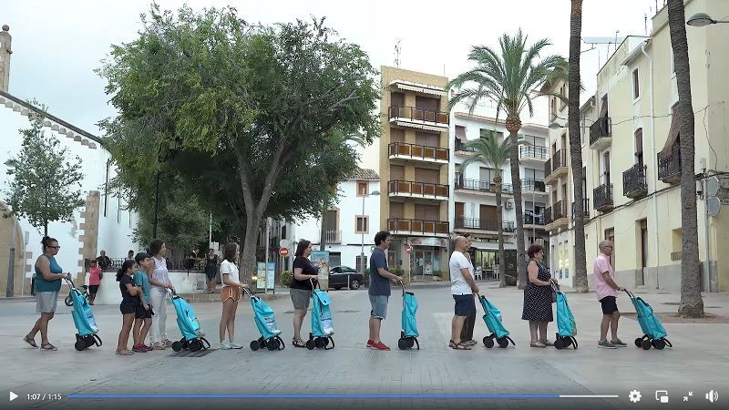 Los comerciantes de Xàbia no se rinden gracias al apoyo de los vecinos y vecinas