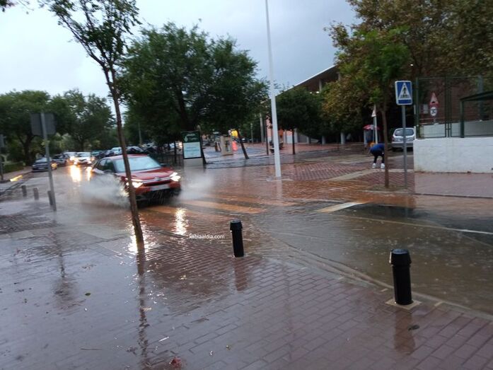 Aemet mantiene para el miércoles la alerta amarilla por lluvias y tormenta en la Marina Alta
