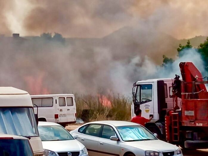 Declarado un pequeño incendio próximo al barrio de Thiviers