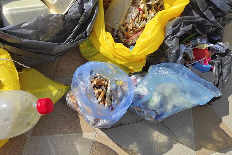 Xàbia muestra su compromiso con el medio ambiente en una masiva jornada de limpieza