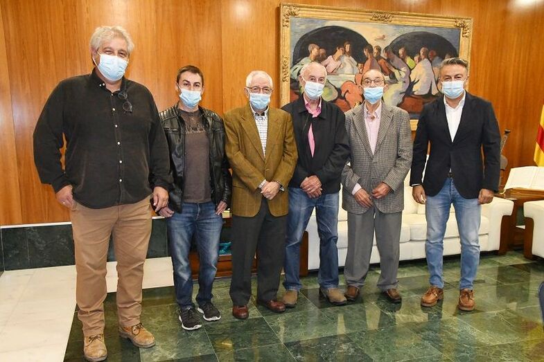 Una investigación colectiva sobre la enseñanza desde los años 50 a la actualidad gana el II Premio de Investigación Vila de Xàbia