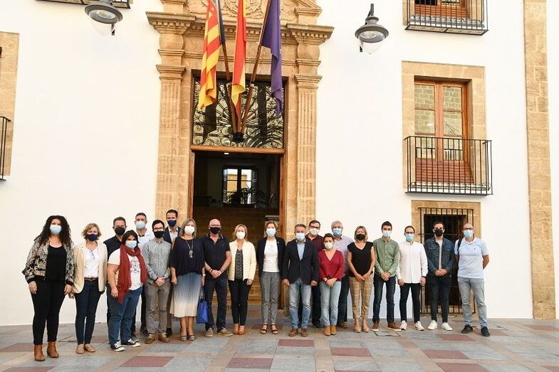 Cordialidad y buenas palabras en la despedida de Isabel Bolufer