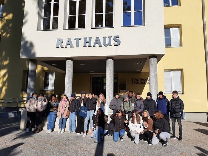 Los alumnos de intercambio del IES Antoni Llidó conocen la región tirolesa de Landeck