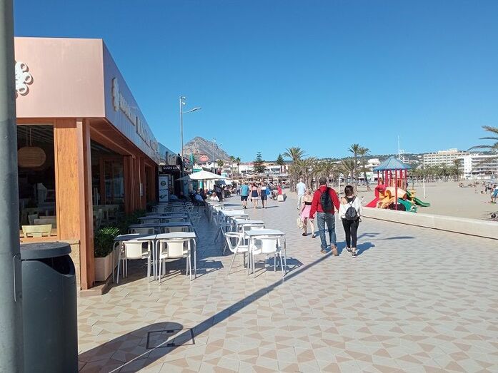 Los hosteleros del Arenal podrán ocupar el paseo hasta el 2 de noviembre
