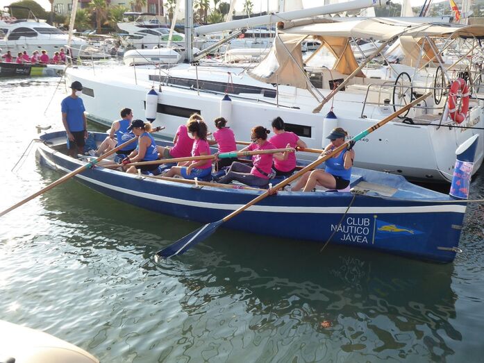 El Club Náutico Jávea, Rotary Club Jávea y María Ferrer preparan la jornada para divulgar los beneficios del remo