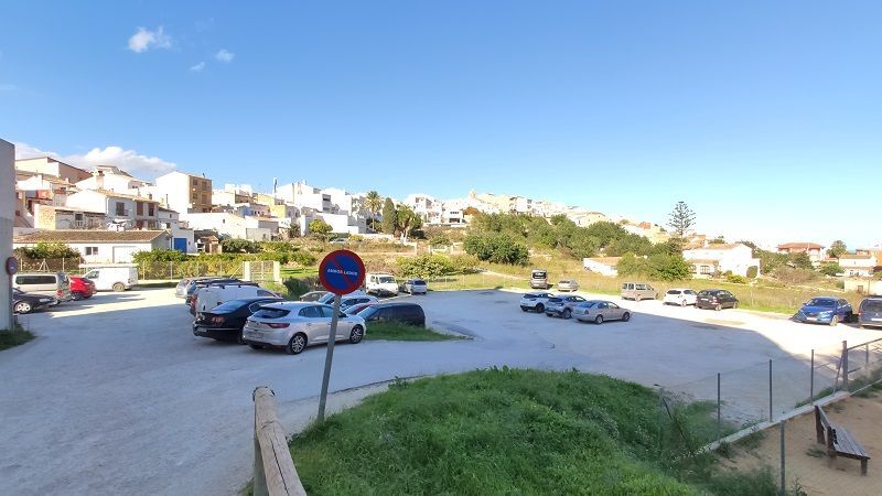 Benitatxell reformará el aparcamiento de Capelletes para dotar de mayor funcionalidad a este céntrico espacio