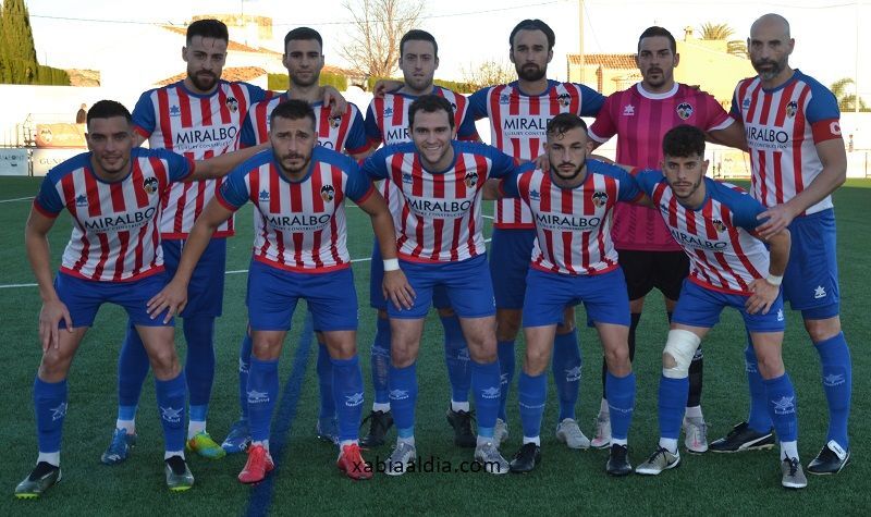 El Gandia pasa por encima del CD Jávea
