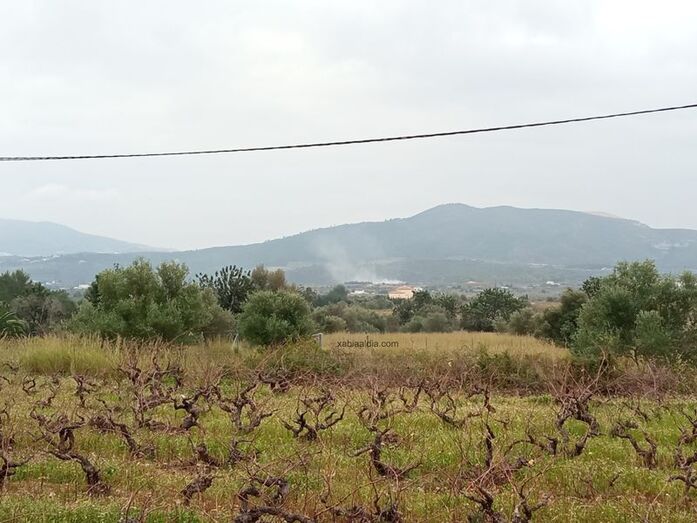 Cuatro semanas después del incendio, el gobierno local de Xàbia 
