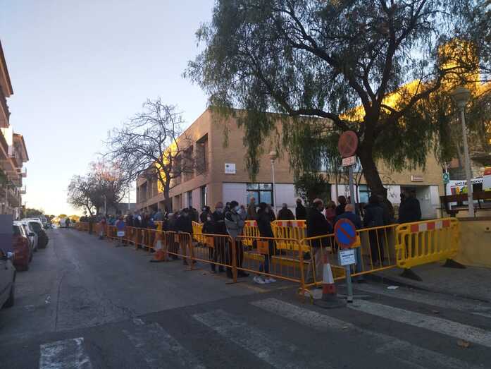 Los sanitarios de Xàbia inoculan 400 dosis en la jornada del domingo