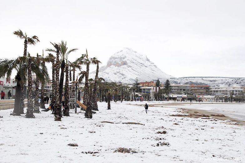 Tal día como hoy hace cinco años nevaba en Xàbia y así se vivió en la redacción de XAD