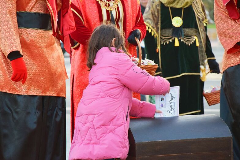 Los Emisarios Reales comienzan a recoger las cartas xabieras dirigidas a sus Majestades de Oriente