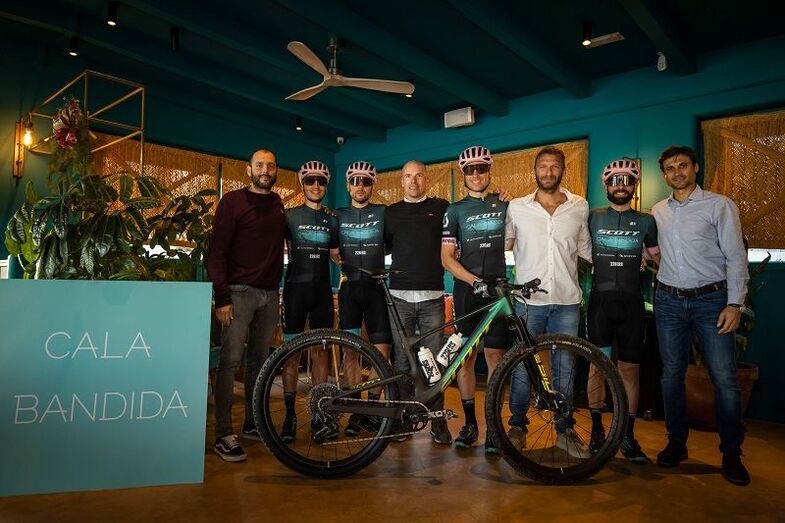 Cala Bandida se une a Scott España para constituir un equipo ciclista para bike-marathon