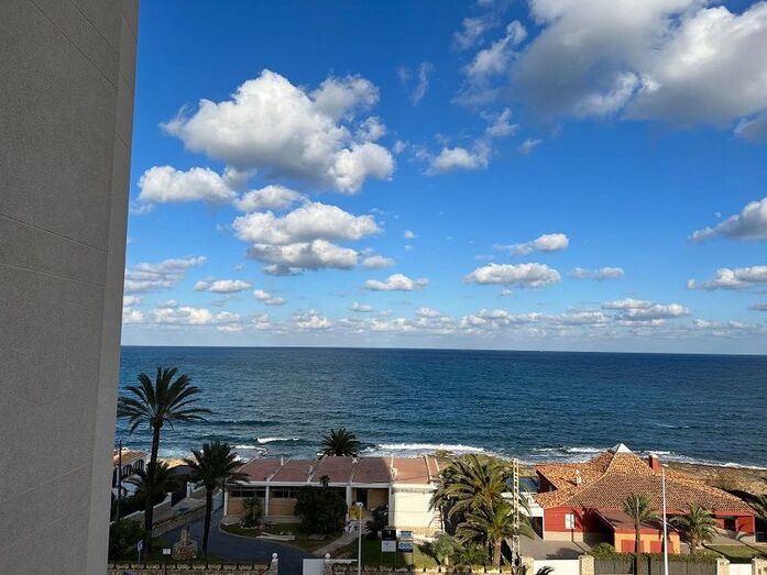 Fantástico apartamento en primera línea de mar en Xàbia