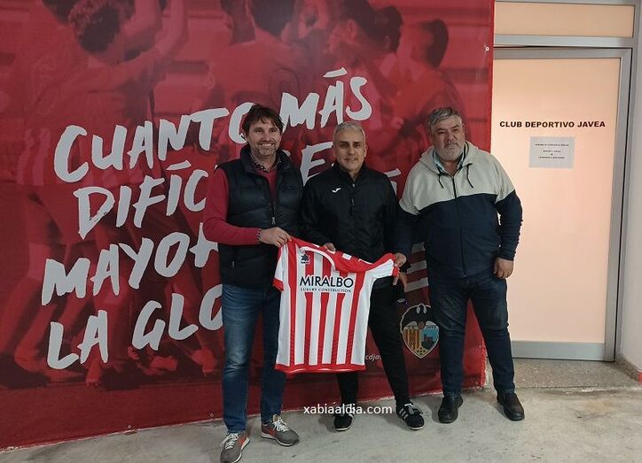 Seis bajas para el primer partido de Techeira al frente del CD Jávea