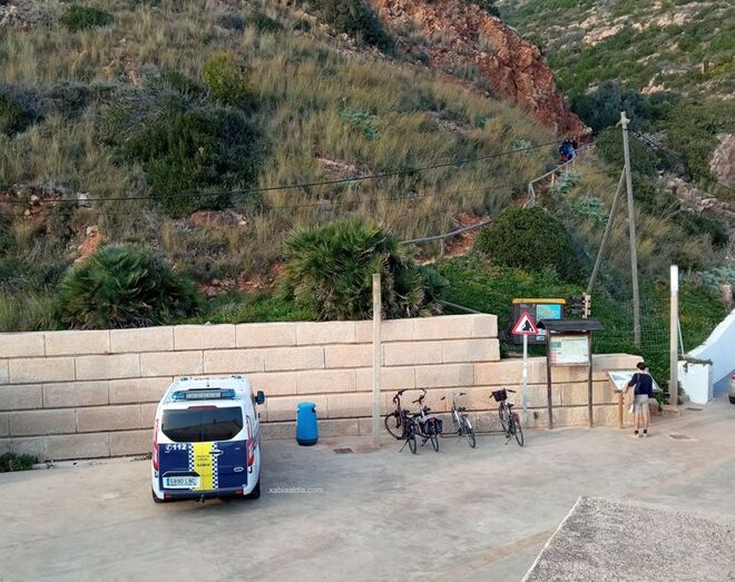 La Policía Local de Xàbia adquiere un vehículo camuflado