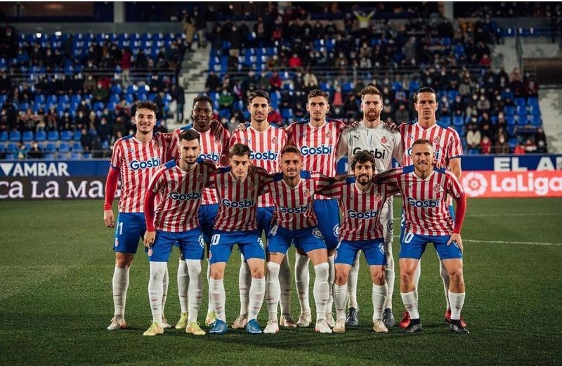 Adrián Ortolá debuta en el Girona con victoria en Huesca