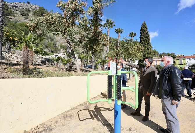 Carlos Mazón subraya en Murla el papel de las Diputaciones para llegar a los pueblos más pequeños