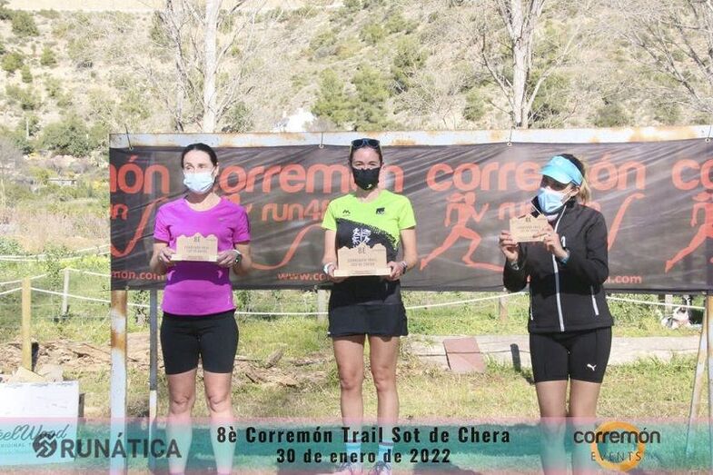 Sophie Mullins claims top spot in her category at Corremón Trail Sot de Chera