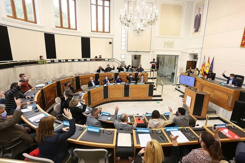 La Diputación moviliza 44 millones de euros extraordinarios para reforzar las inversiones en la provincia
