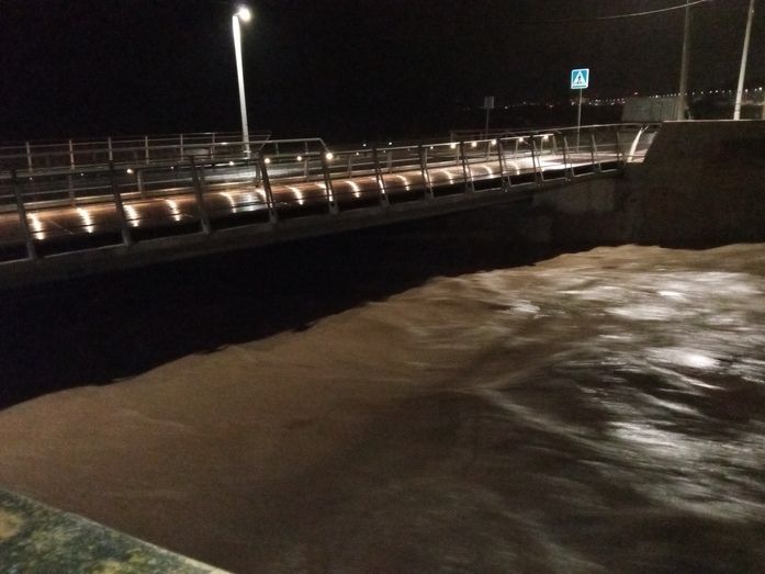 Policía Local y Protección Civil de Xàbia pendientes del caudal del río Gorgos